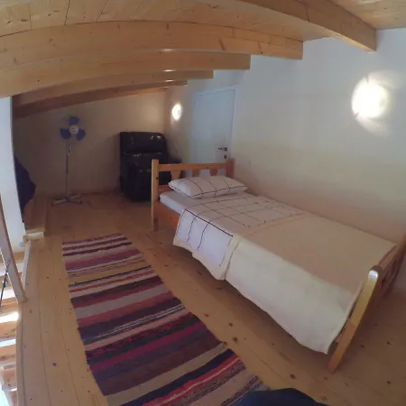 فندق مبيت وإفطار Kostas Walkers Point