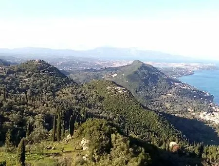 Kostas Walkers Point לינה וארוחת בוקר Dafnáta