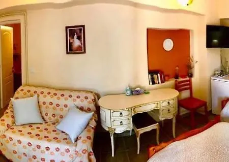 Bed & Breakfast Kostas Walkers Point