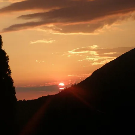 Kostas Walkers Point Bed & Breakfast 3*