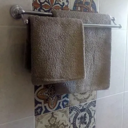 Kostas Walkers Point