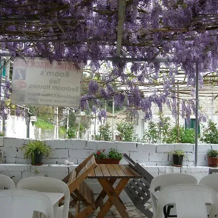 Bed and Breakfast Kostas Walkers Point