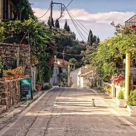 ベッド・アンド・ブレックファスト Kostas Walkers Point Dafnáta